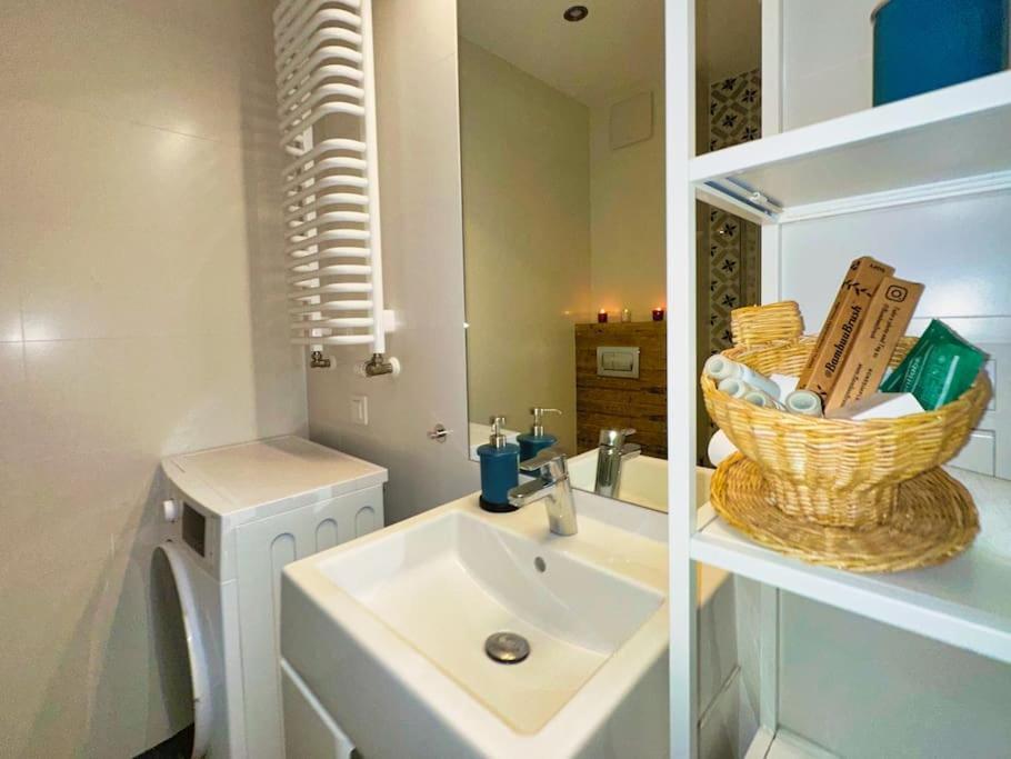 Klimatyczna Hotelowa Kawalerka Butas